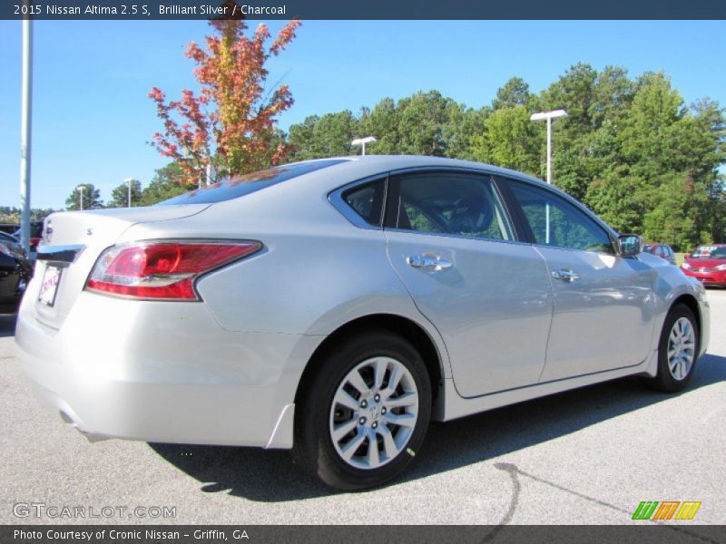 Brilliant Silver / Charcoal 2015 Nissan Altima 2.5 S