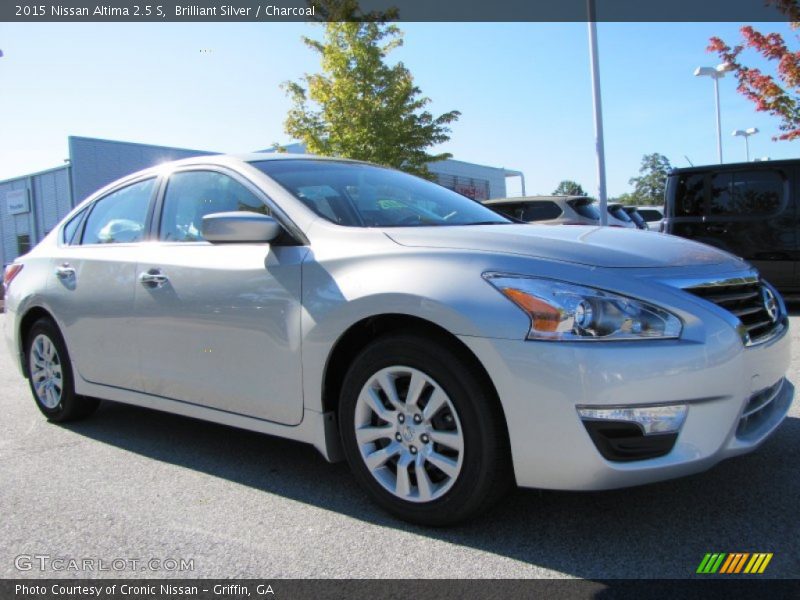 Brilliant Silver / Charcoal 2015 Nissan Altima 2.5 S