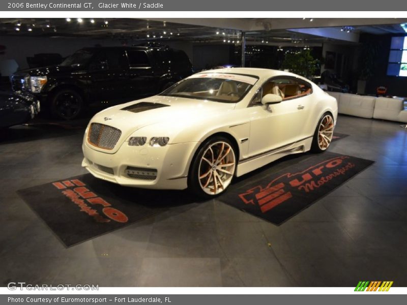 Glacier White / Saddle 2006 Bentley Continental GT