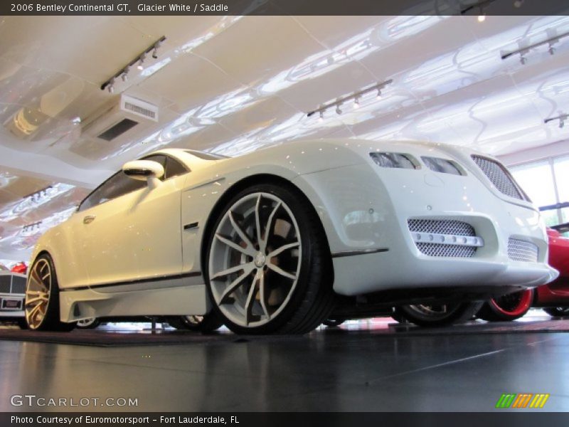 Glacier White / Saddle 2006 Bentley Continental GT