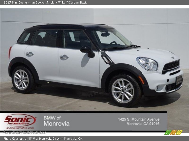 Light White / Carbon Black 2015 Mini Countryman Cooper S