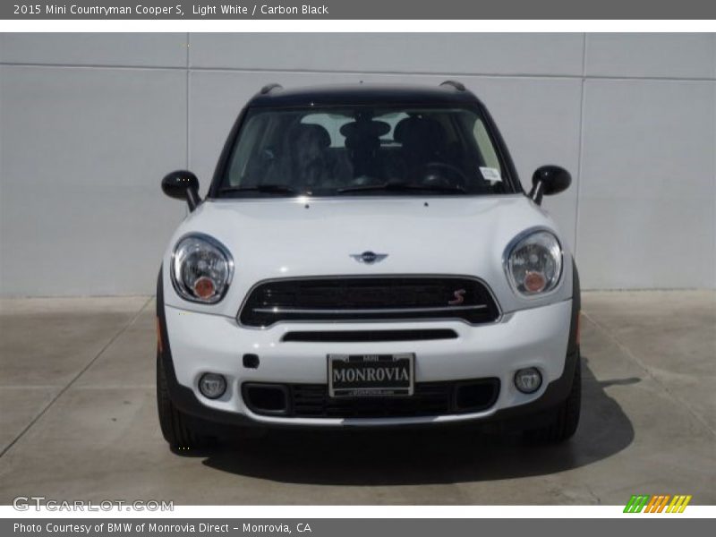 Light White / Carbon Black 2015 Mini Countryman Cooper S