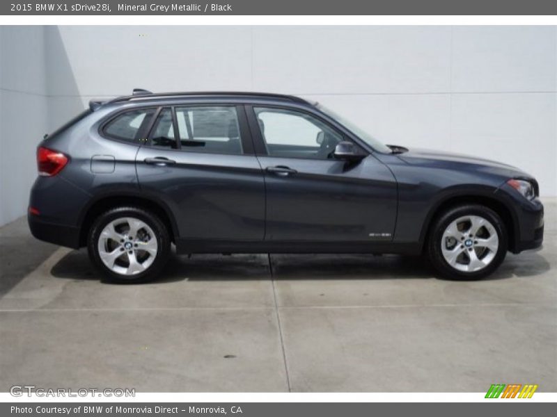 Mineral Grey Metallic / Black 2015 BMW X1 sDrive28i