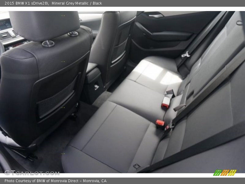 Mineral Grey Metallic / Black 2015 BMW X1 sDrive28i