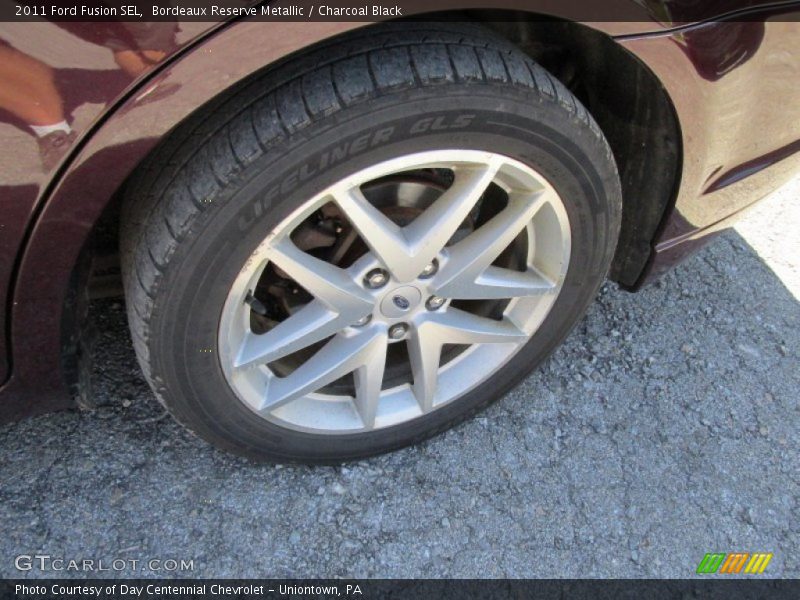 Bordeaux Reserve Metallic / Charcoal Black 2011 Ford Fusion SEL