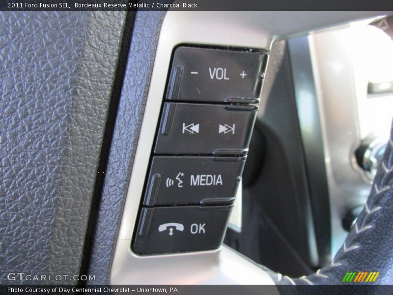 Bordeaux Reserve Metallic / Charcoal Black 2011 Ford Fusion SEL