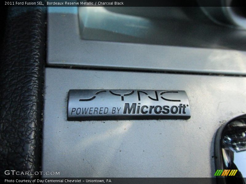 Bordeaux Reserve Metallic / Charcoal Black 2011 Ford Fusion SEL