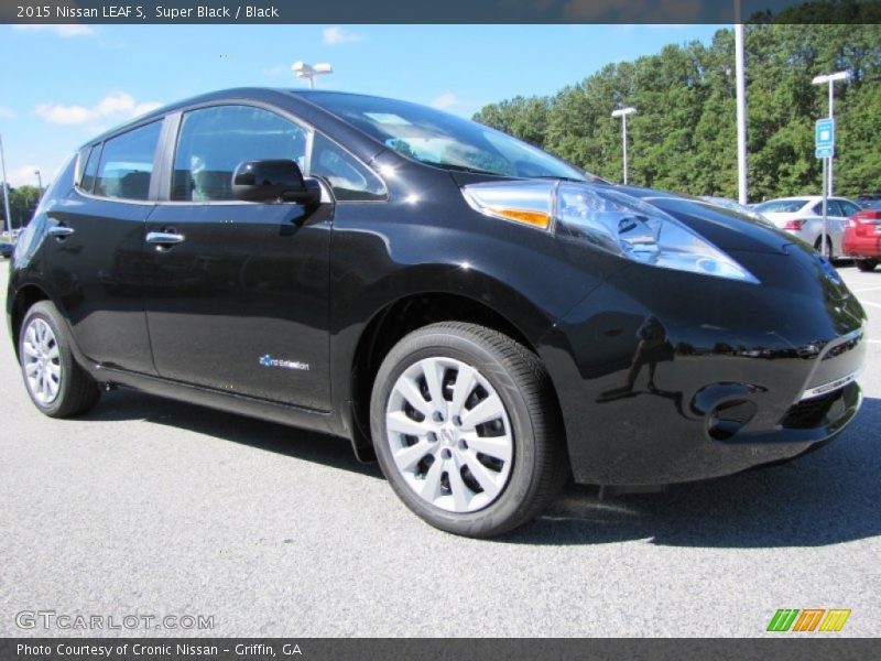 Super Black / Black 2015 Nissan LEAF S