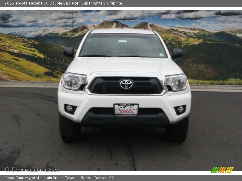 Super White / Graphite 2015 Toyota Tacoma V6 Double Cab 4x4