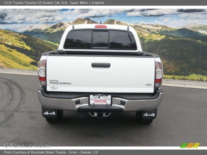 Super White / Graphite 2015 Toyota Tacoma V6 Double Cab 4x4