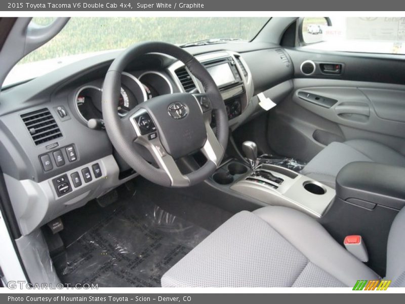 Super White / Graphite 2015 Toyota Tacoma V6 Double Cab 4x4