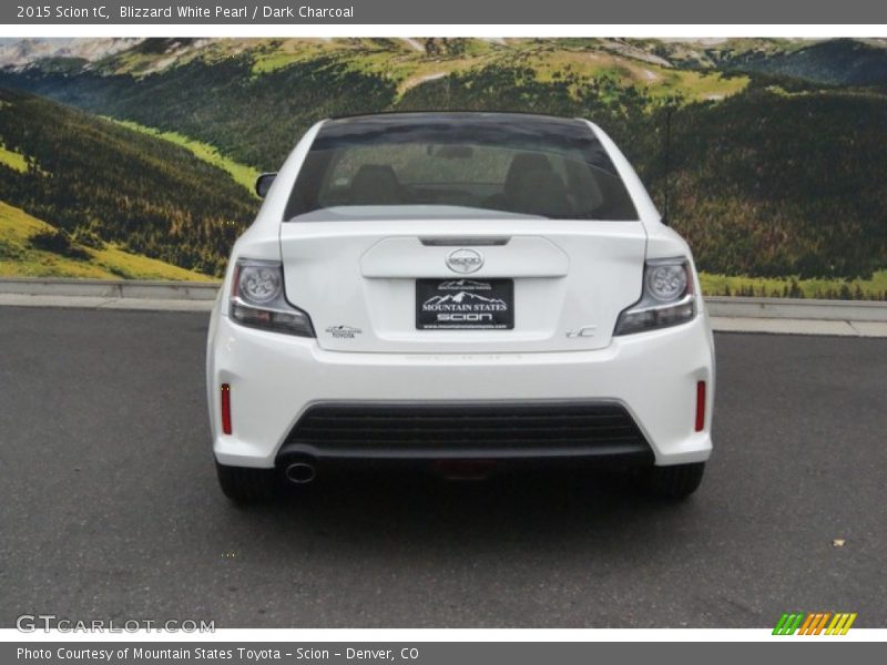 Blizzard White Pearl / Dark Charcoal 2015 Scion tC