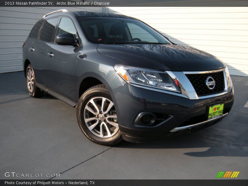Arctic Blue Metallic / Charcoal 2013 Nissan Pathfinder SV