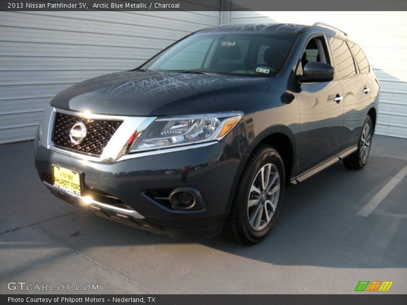 Arctic Blue Metallic / Charcoal 2013 Nissan Pathfinder SV