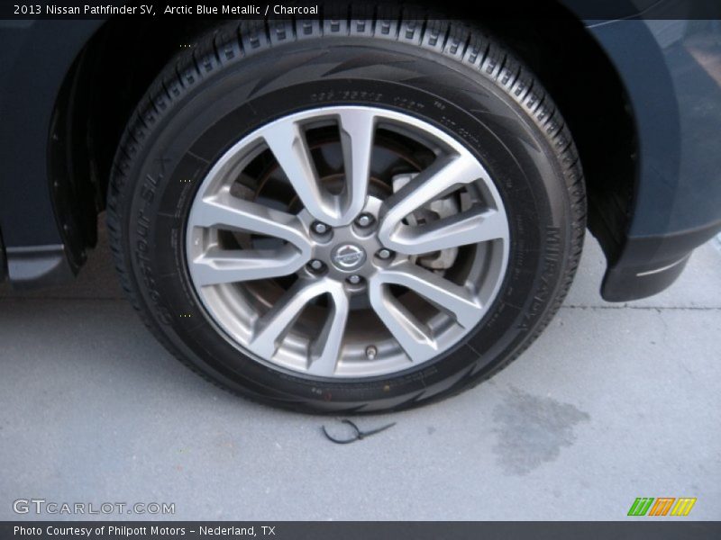 Arctic Blue Metallic / Charcoal 2013 Nissan Pathfinder SV