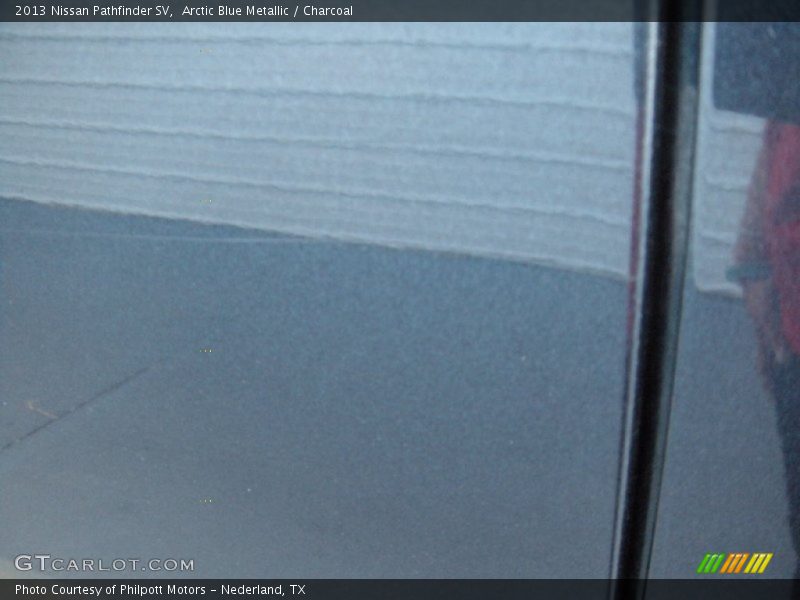 Arctic Blue Metallic / Charcoal 2013 Nissan Pathfinder SV
