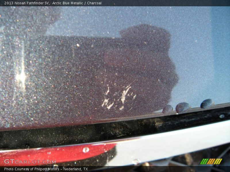 Arctic Blue Metallic / Charcoal 2013 Nissan Pathfinder SV