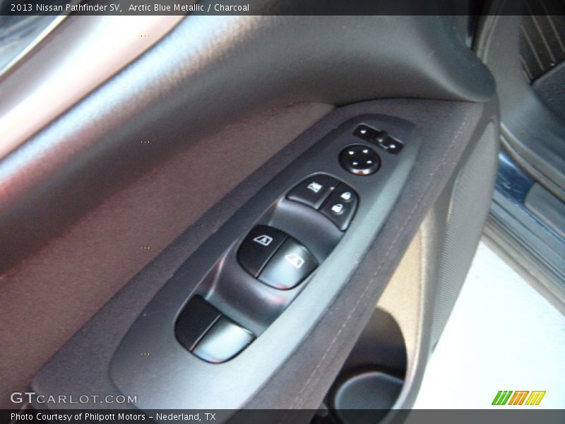 Arctic Blue Metallic / Charcoal 2013 Nissan Pathfinder SV