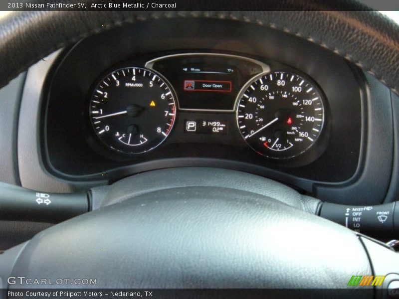 Arctic Blue Metallic / Charcoal 2013 Nissan Pathfinder SV