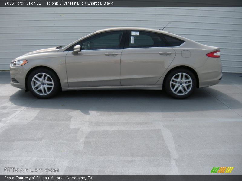 Tectonic Silver Metallic / Charcoal Black 2015 Ford Fusion SE