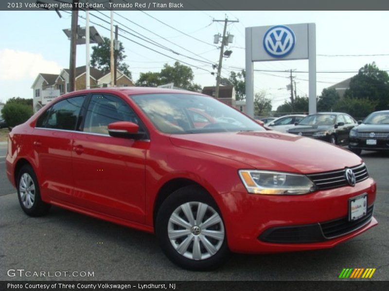 Tornado Red / Titan Black 2013 Volkswagen Jetta TDI Sedan