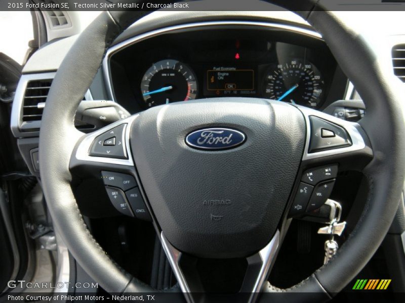 Tectonic Silver Metallic / Charcoal Black 2015 Ford Fusion SE