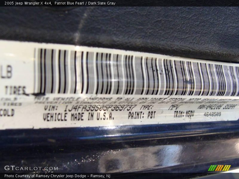 Patriot Blue Pearl / Dark Slate Gray 2005 Jeep Wrangler X 4x4