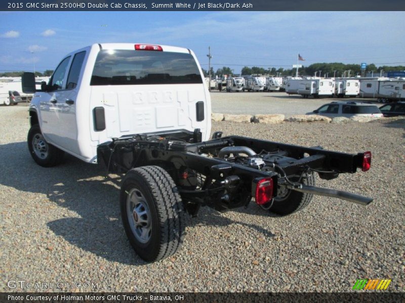  2015 Sierra 2500HD Double Cab Chassis Summit White