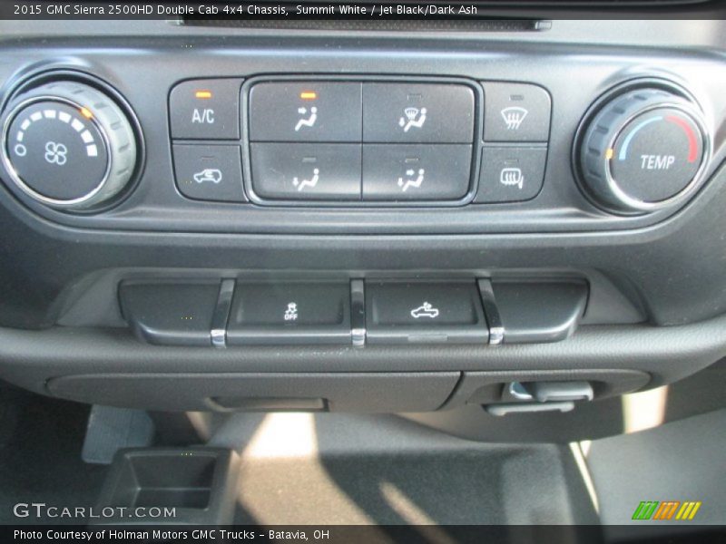 Controls of 2015 Sierra 2500HD Double Cab 4x4 Chassis