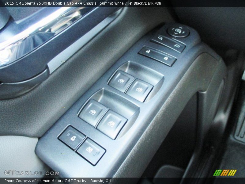 Controls of 2015 Sierra 2500HD Double Cab 4x4 Chassis