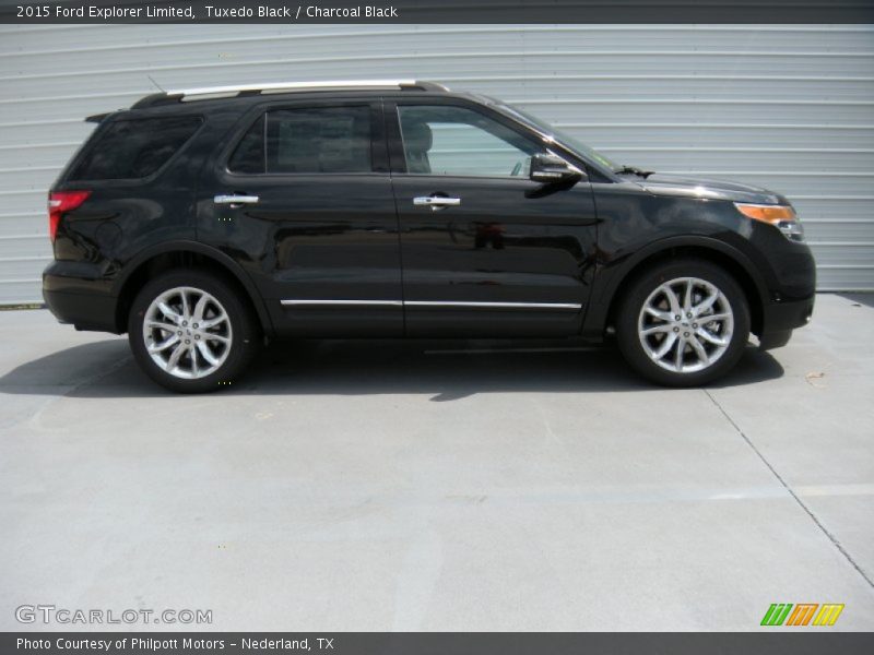 Tuxedo Black / Charcoal Black 2015 Ford Explorer Limited