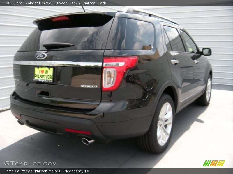 Tuxedo Black / Charcoal Black 2015 Ford Explorer Limited