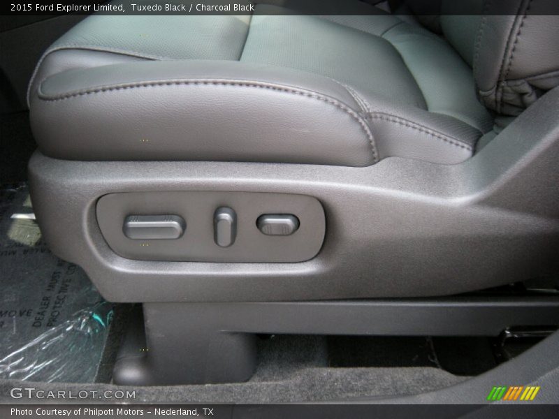 Tuxedo Black / Charcoal Black 2015 Ford Explorer Limited