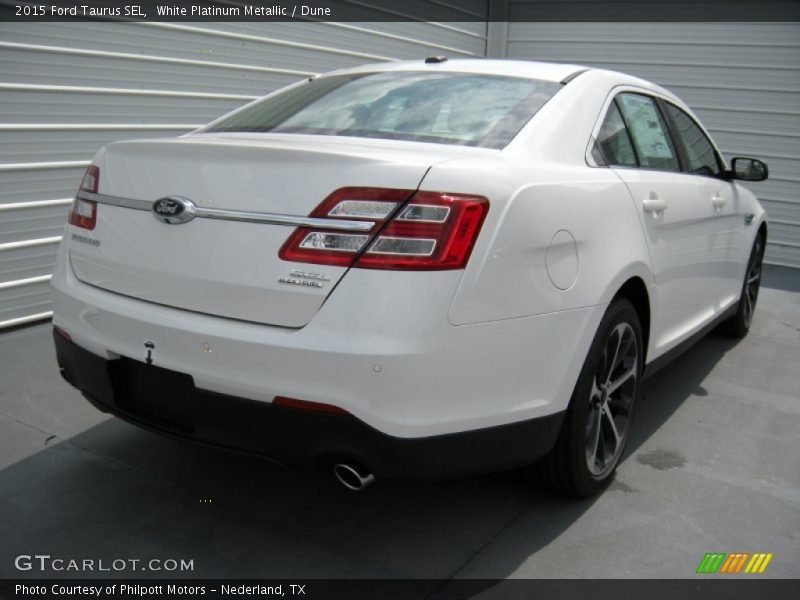 White Platinum Metallic / Dune 2015 Ford Taurus SEL