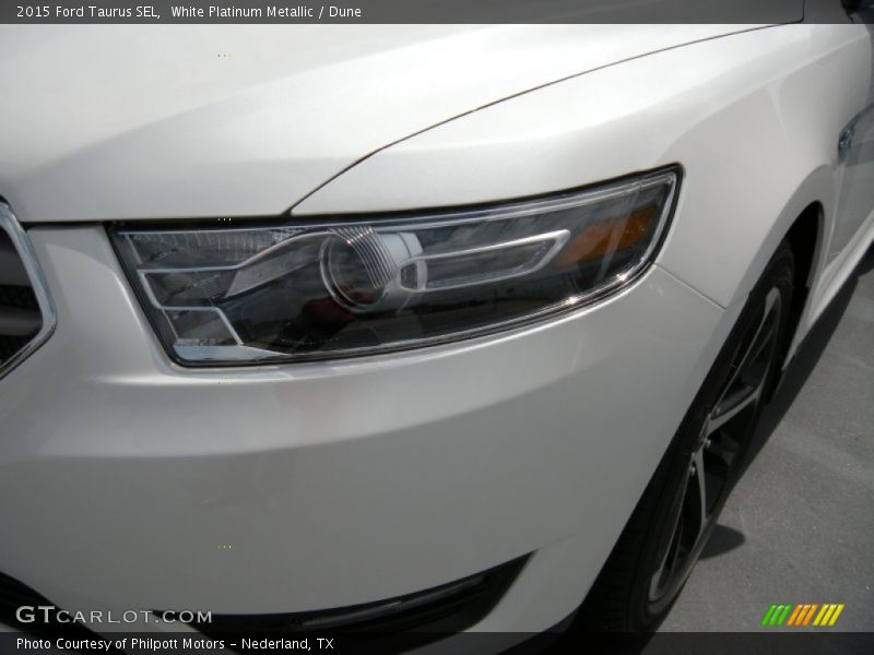 White Platinum Metallic / Dune 2015 Ford Taurus SEL