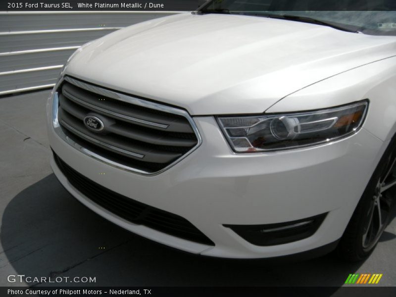 White Platinum Metallic / Dune 2015 Ford Taurus SEL