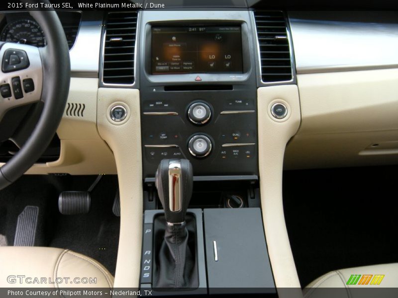 White Platinum Metallic / Dune 2015 Ford Taurus SEL
