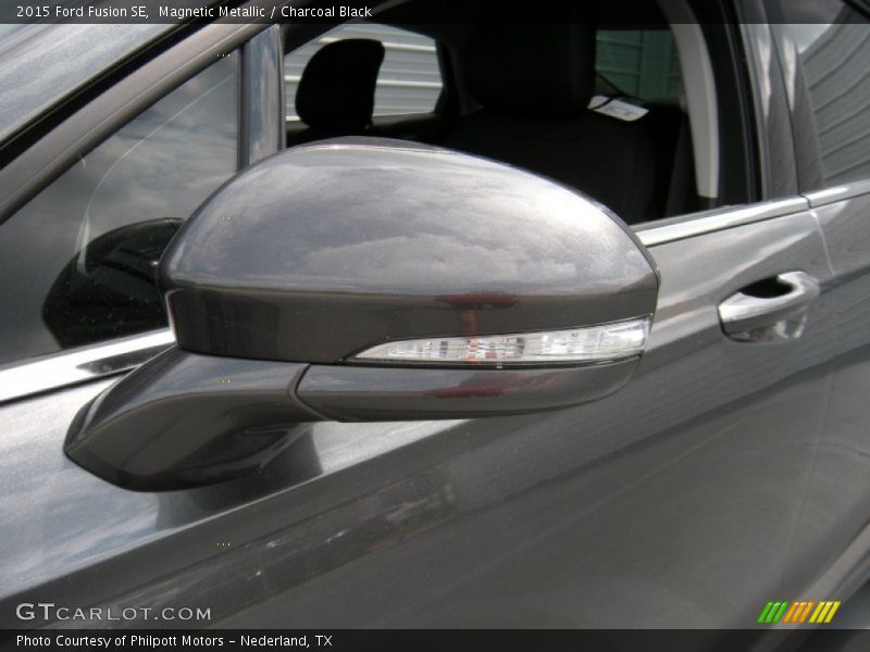 Magnetic Metallic / Charcoal Black 2015 Ford Fusion SE