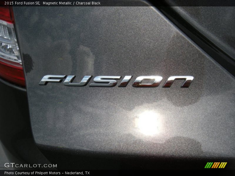  2015 Fusion SE Logo