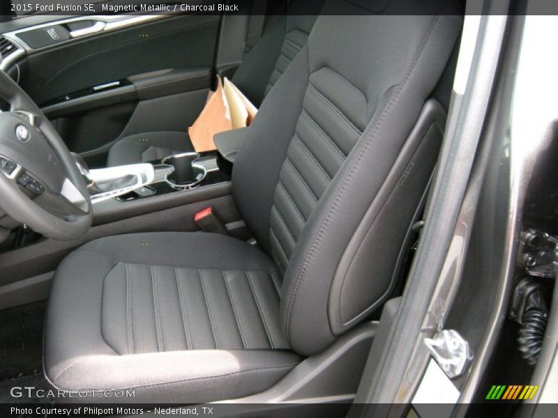 Front Seat of 2015 Fusion SE