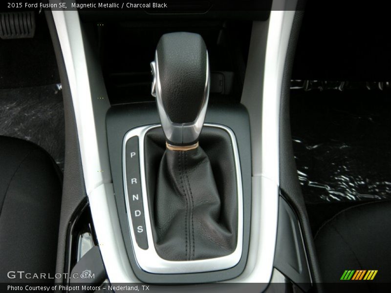  2015 Fusion SE 6 Speed SelectShift Automatic Shifter