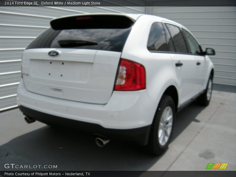 Oxford White / Medium Light Stone 2014 Ford Edge SE
