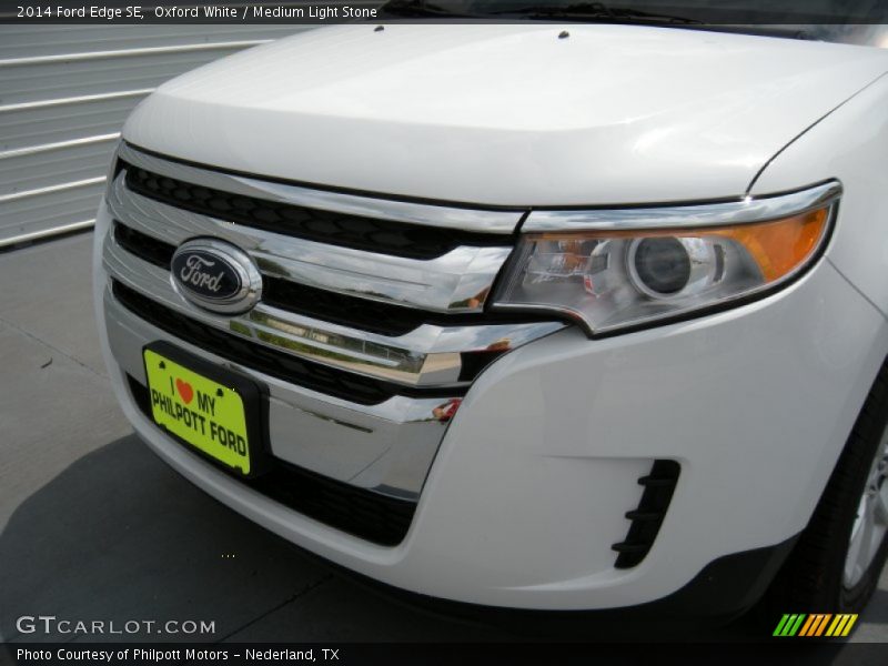 Oxford White / Medium Light Stone 2014 Ford Edge SE