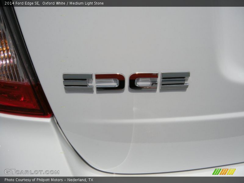Oxford White / Medium Light Stone 2014 Ford Edge SE