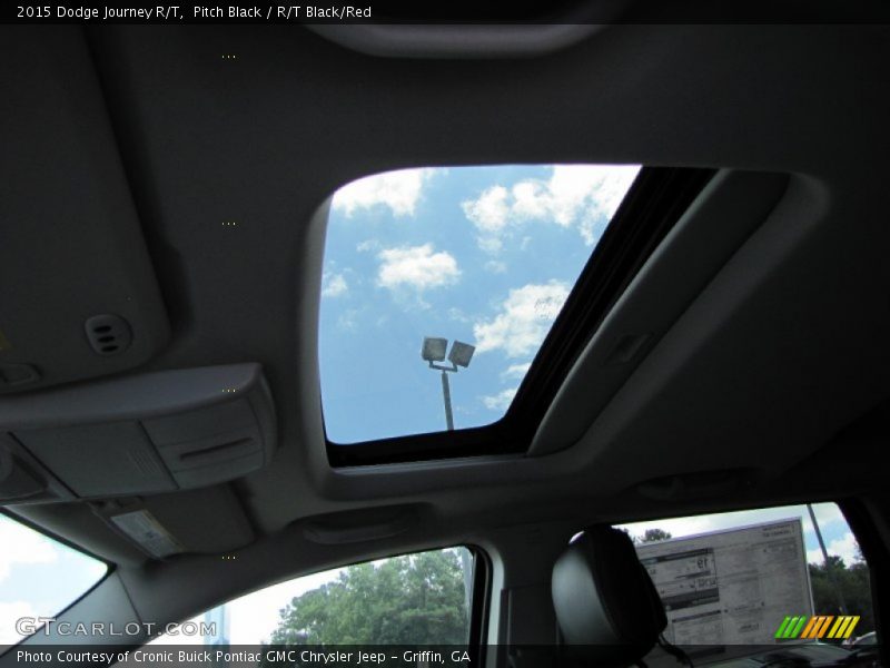 Sunroof of 2015 Journey R/T