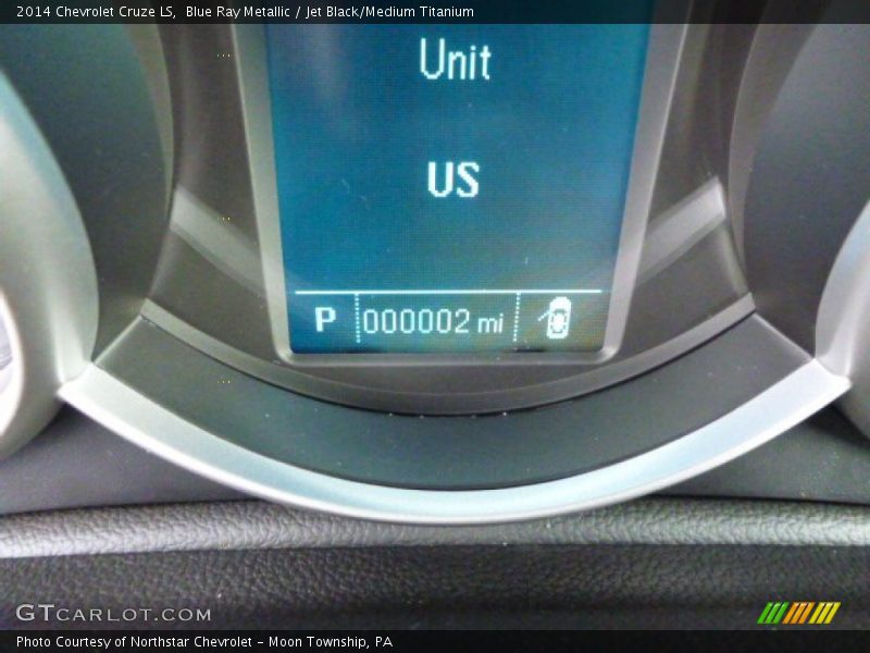 Blue Ray Metallic / Jet Black/Medium Titanium 2014 Chevrolet Cruze LS