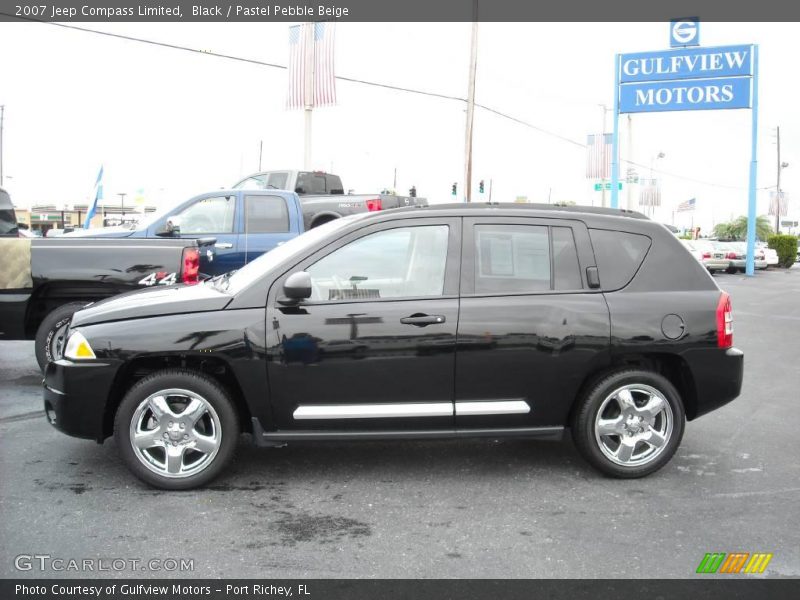 Black / Pastel Pebble Beige 2007 Jeep Compass Limited