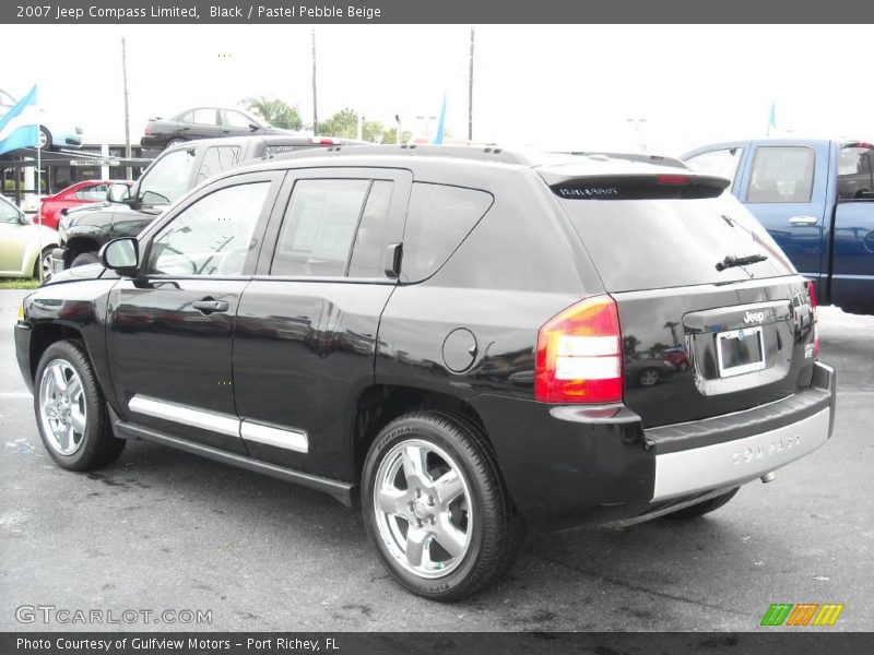 Black / Pastel Pebble Beige 2007 Jeep Compass Limited