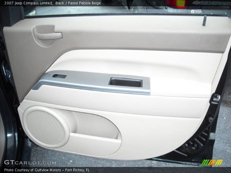 Black / Pastel Pebble Beige 2007 Jeep Compass Limited