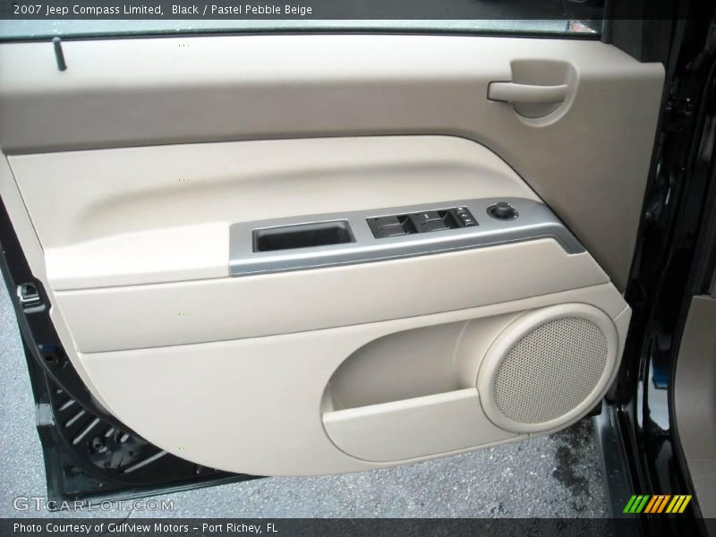 Black / Pastel Pebble Beige 2007 Jeep Compass Limited